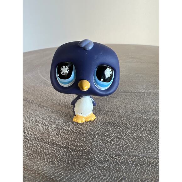 Littlest Pet Shop #686 Blue Penguin Snowflake Eyes Slope Ridin' Pets Bird 2006 - Picture 1 of 5